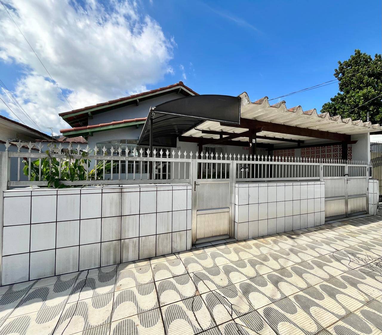 #Casa56fte - Apartamento para Locação em São Vicente - SP