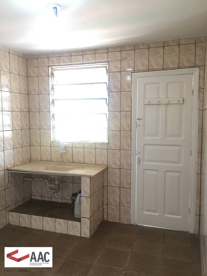Apartamento para alugar com 2 quartos, 70m² - Foto 6
