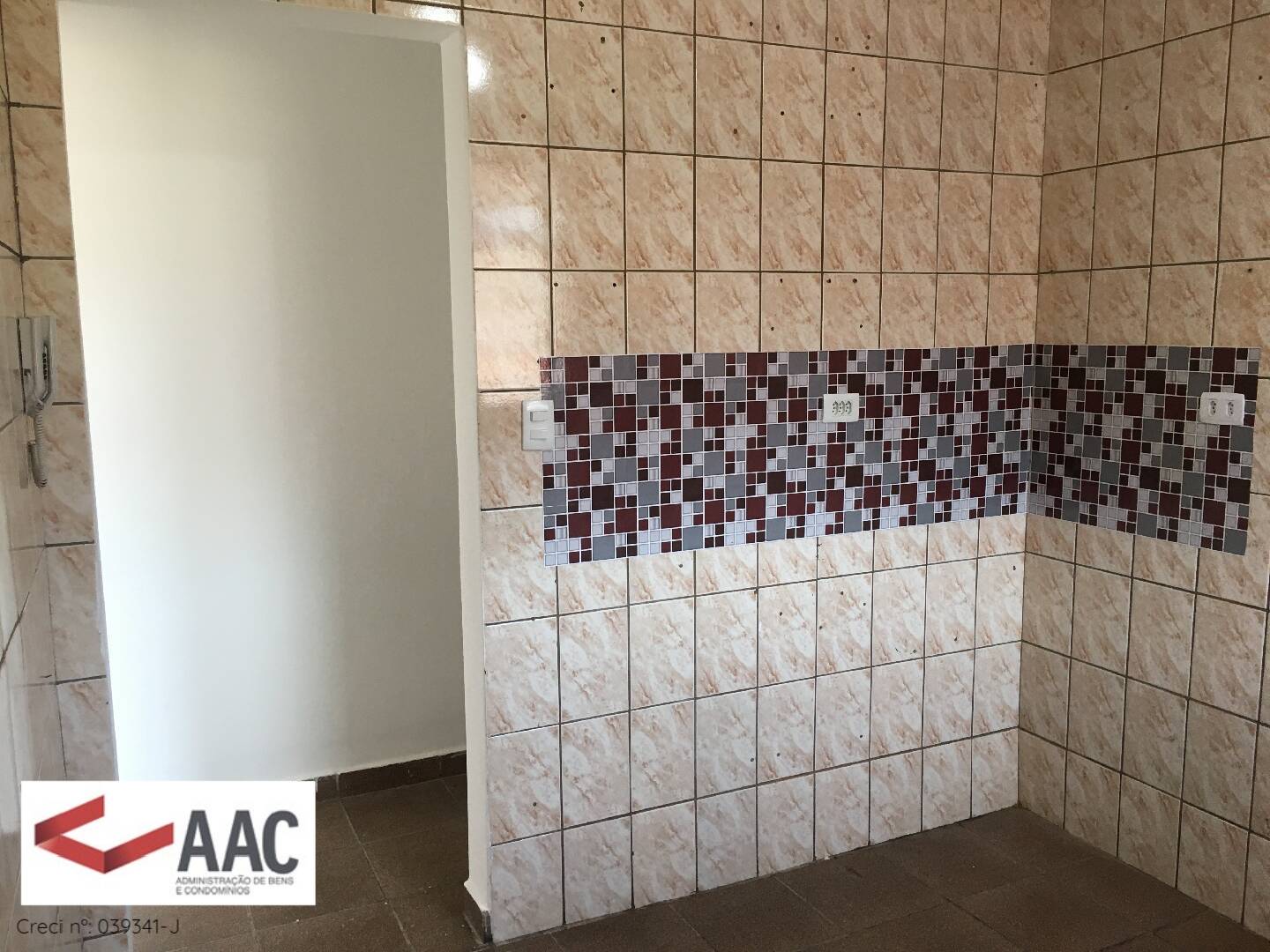 Apartamento para alugar com 2 quartos, 70m² - Foto 7