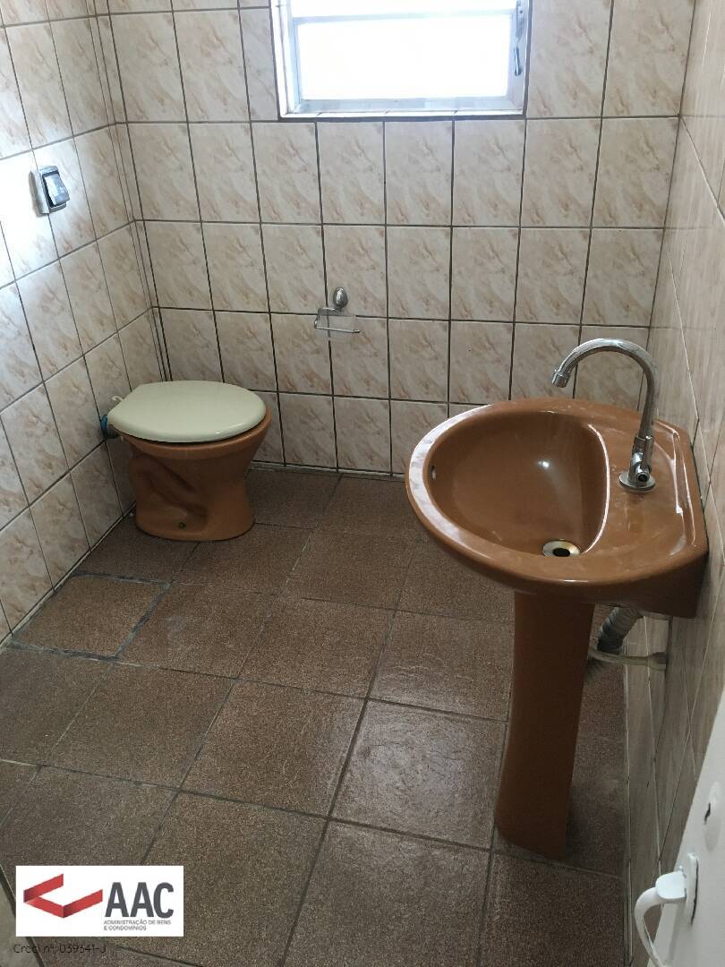 Apartamento para alugar com 2 quartos, 70m² - Foto 12