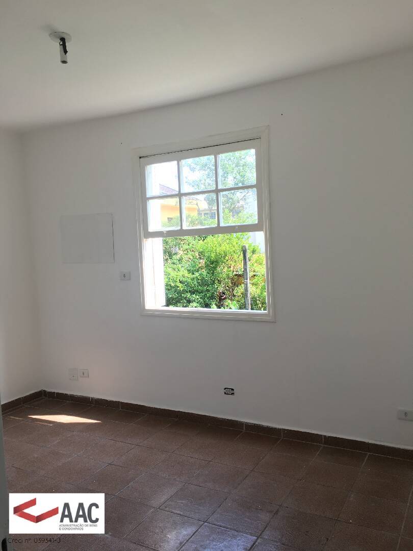 Apartamento para alugar com 2 quartos, 70m² - Foto 18
