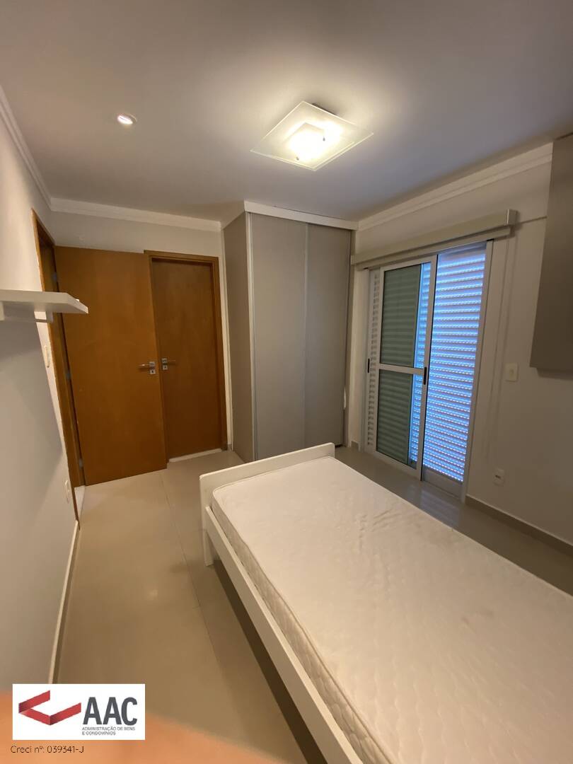 Apartamento para alugar com 3 quartos, 190m² - Foto 16