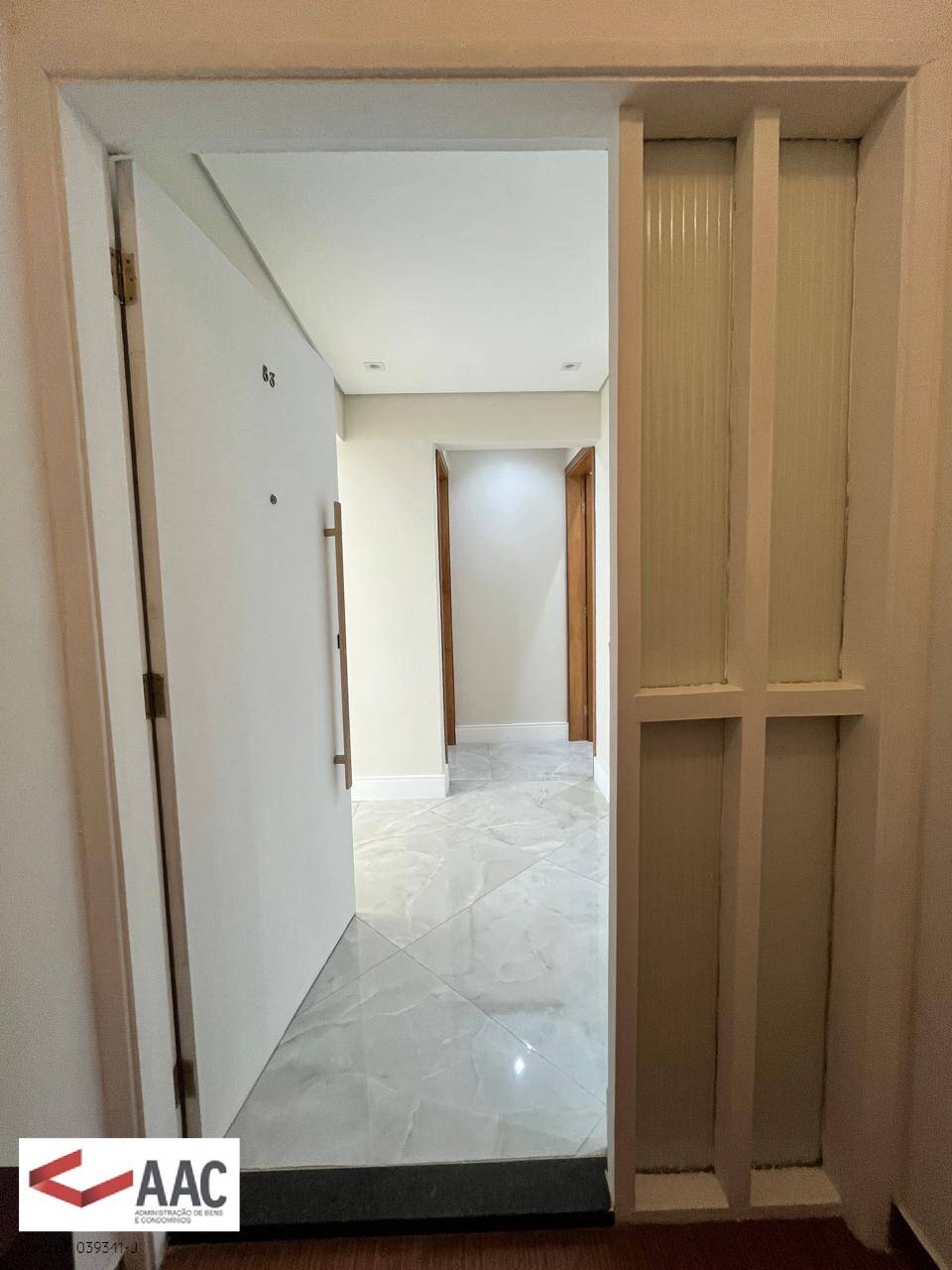 Apartamento para alugar com 3 quartos, 179m² - Foto 4