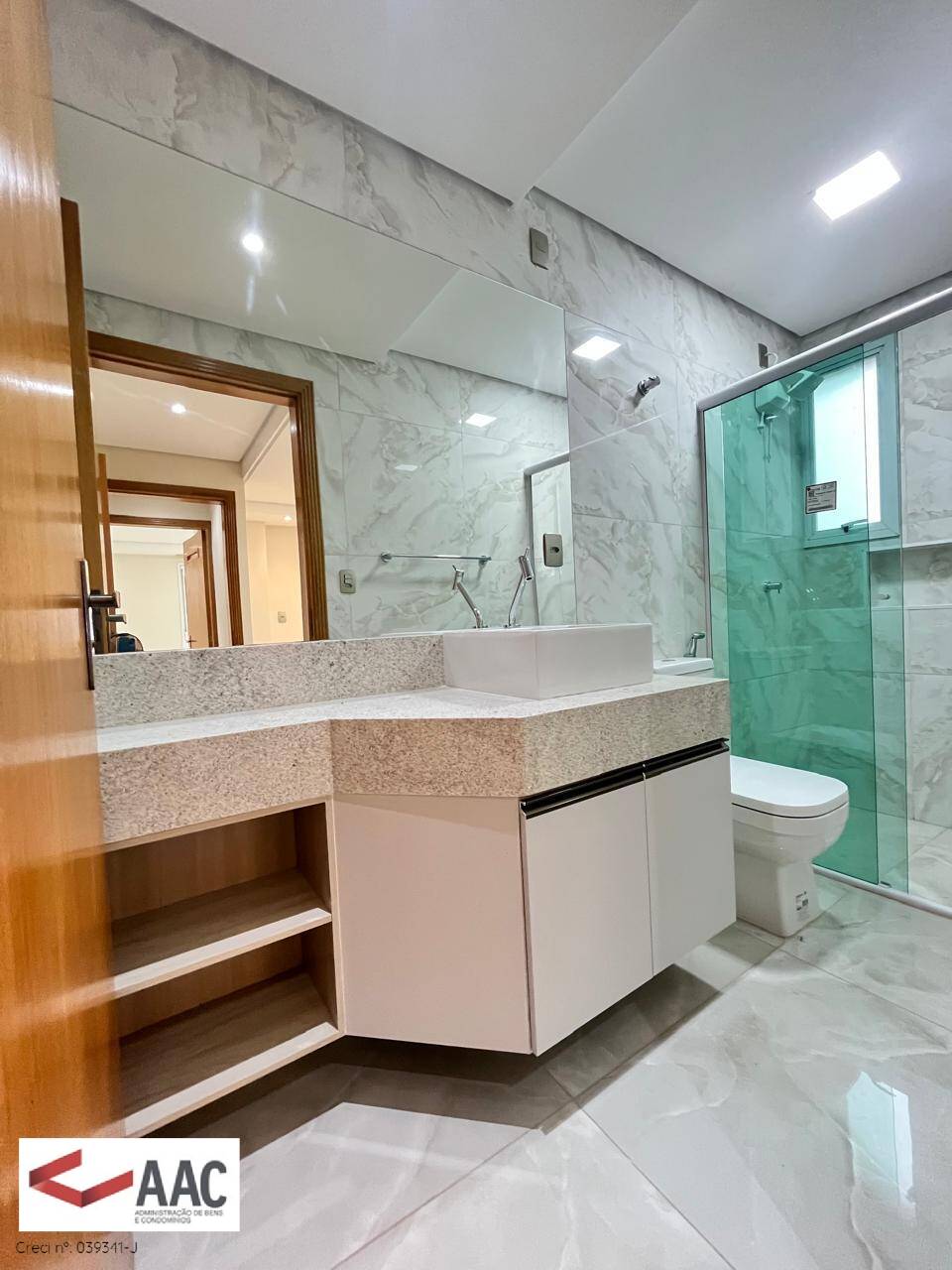 Apartamento para alugar com 3 quartos, 179m² - Foto 22