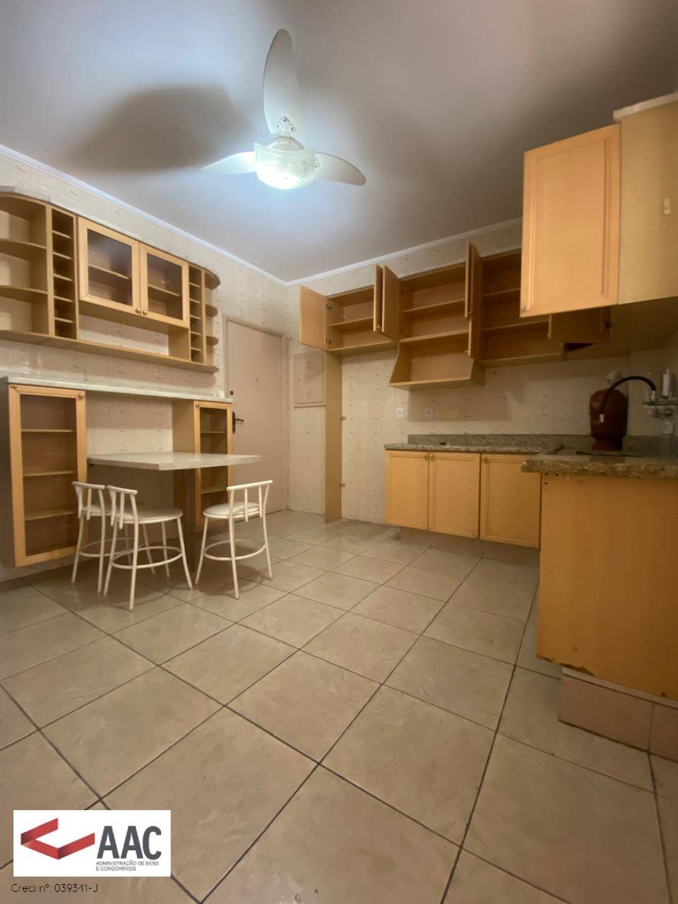 Apartamento para alugar com 2 quartos, 112m² - Foto 16