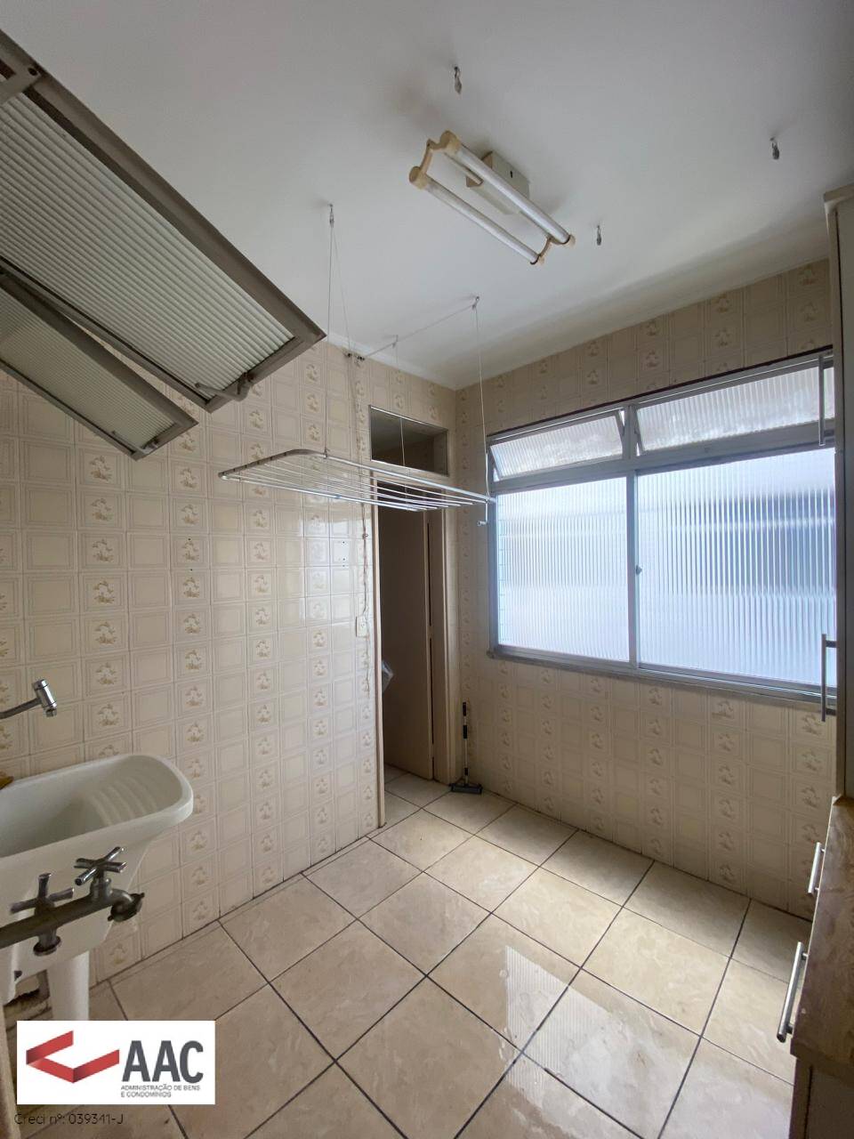 Apartamento para alugar com 2 quartos, 112m² - Foto 17