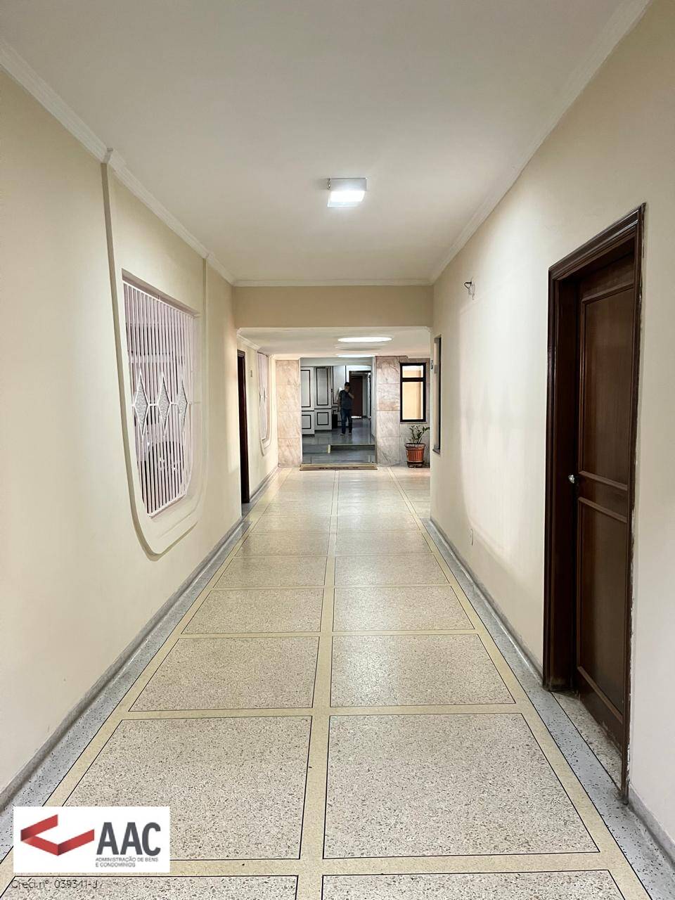 Apartamento para alugar com 2 quartos, 112m² - Foto 3