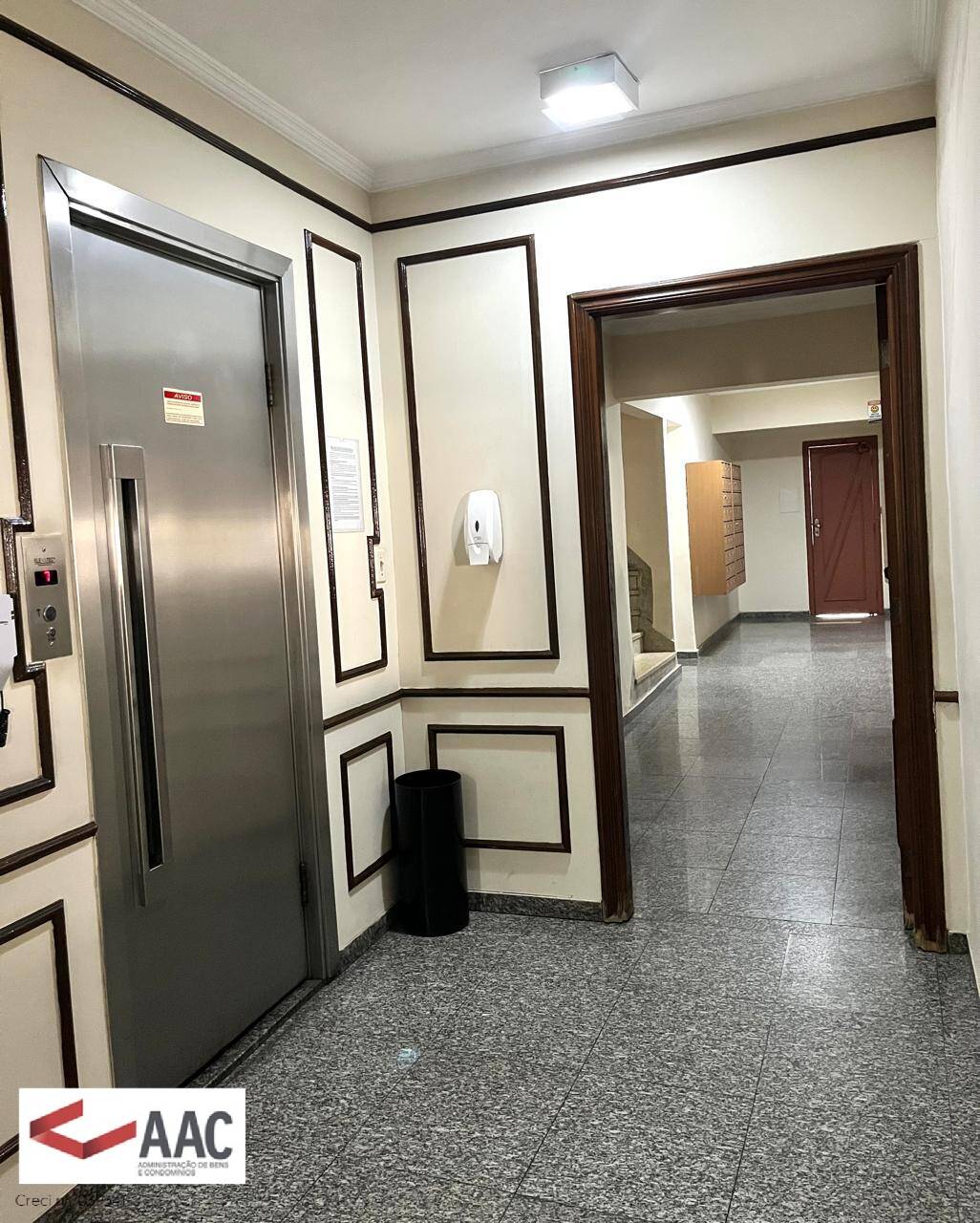 Apartamento para alugar com 2 quartos, 112m² - Foto 2