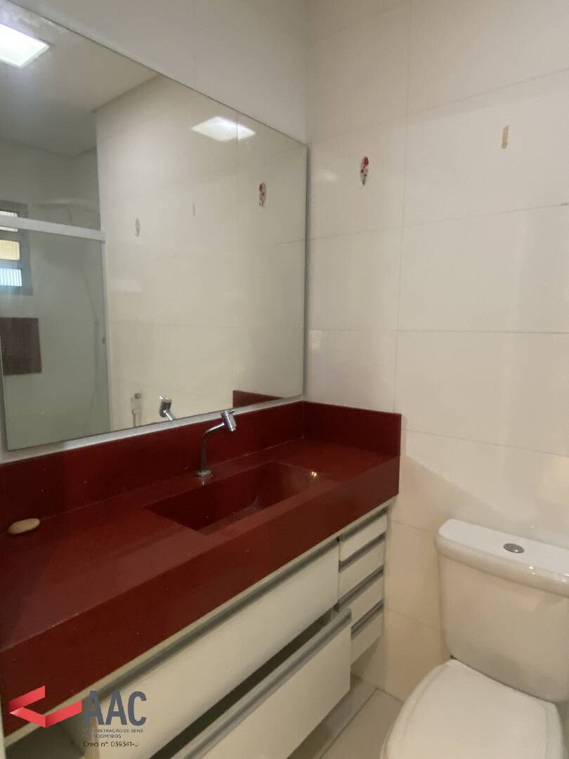 Casa para alugar com 2 quartos, 95m² - Foto 16