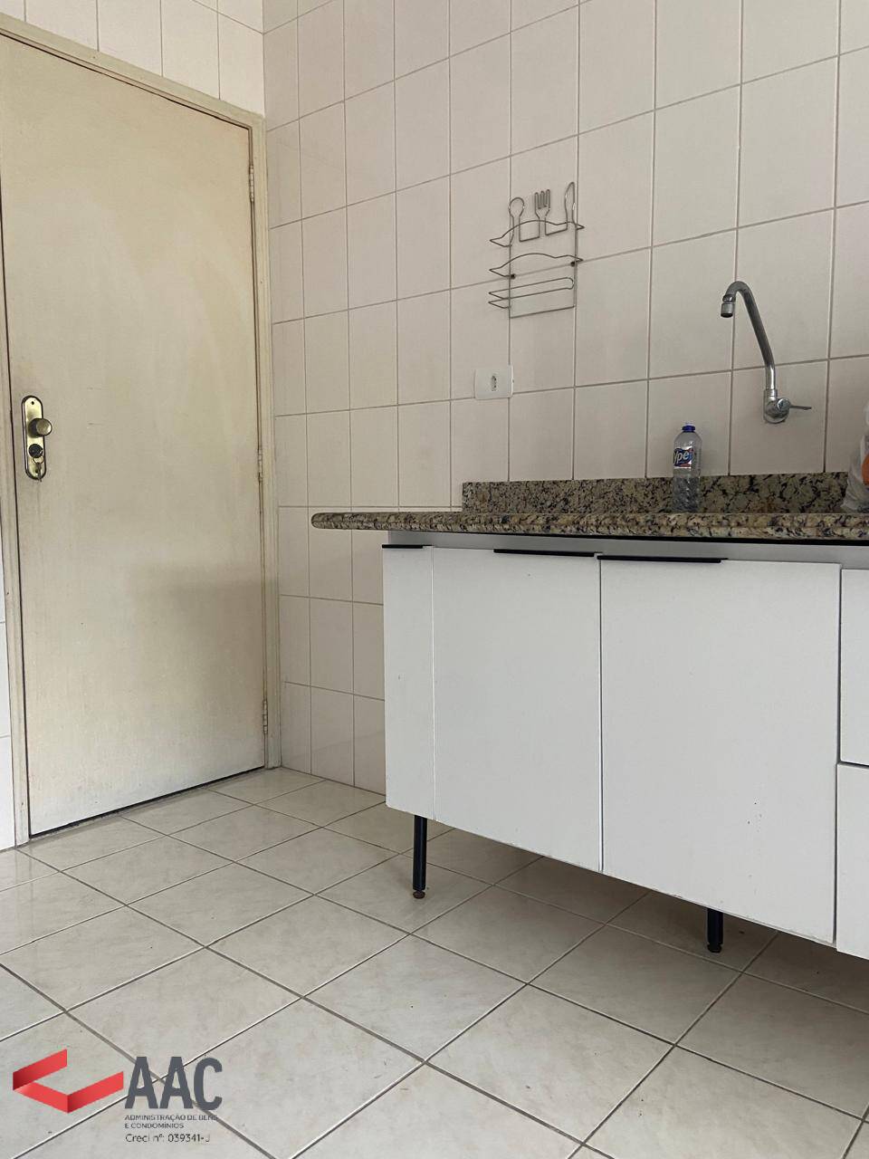 Apartamento para alugar com 2 quartos, 80m² - Foto 13