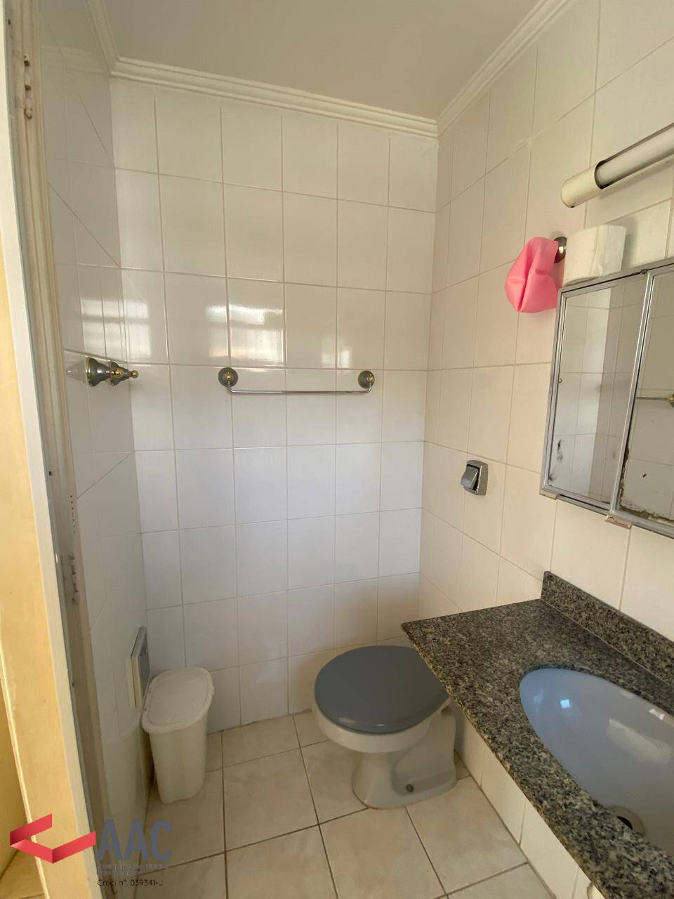 Apartamento para alugar com 2 quartos, 80m² - Foto 12